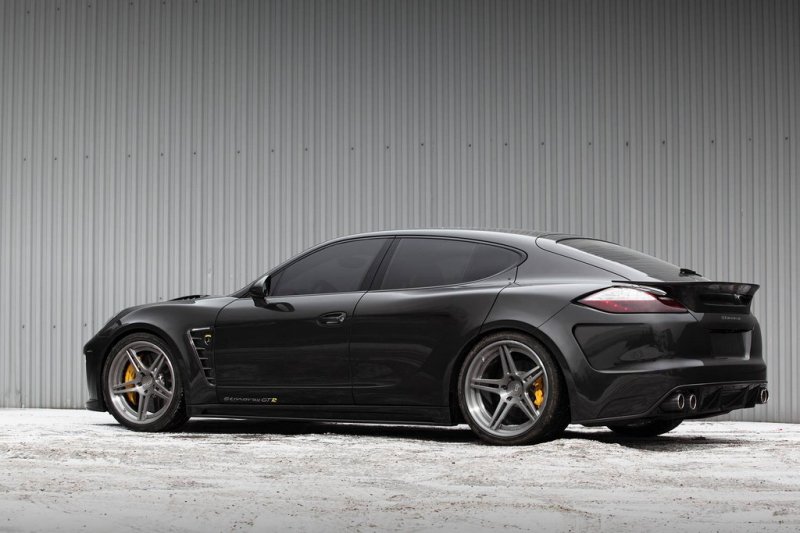 TopCar представил еще один уникальный Porsche Panamera Stingray GTR 