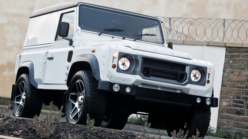 Land Rover Defender SW 90 Chelsea Wide Track от A. Kahn Design