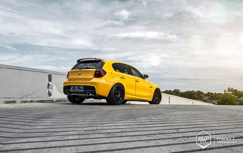 BMW 1-Series с 3,0-литровым мотором N54 от Privat Auto Garage