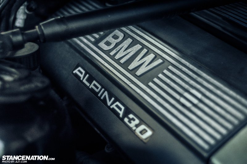 Alpina E36 получила занижение и отрицательный развал