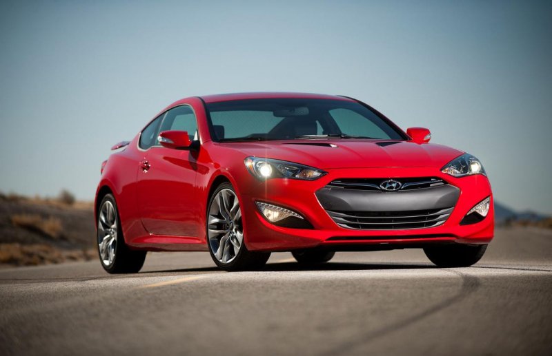 Hyundai слегка обновил Genesis Coupe на 2014-й год