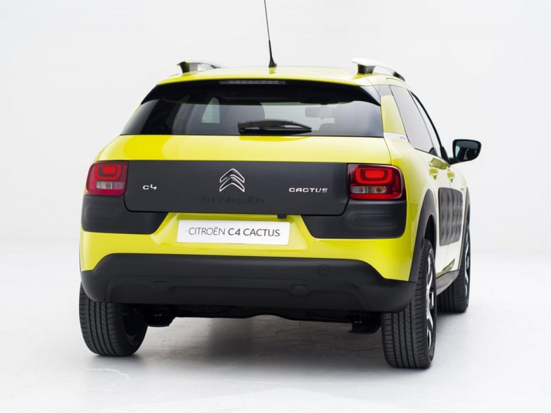 Citroen рассекретил серийную версию кроссовера C4 Cactus