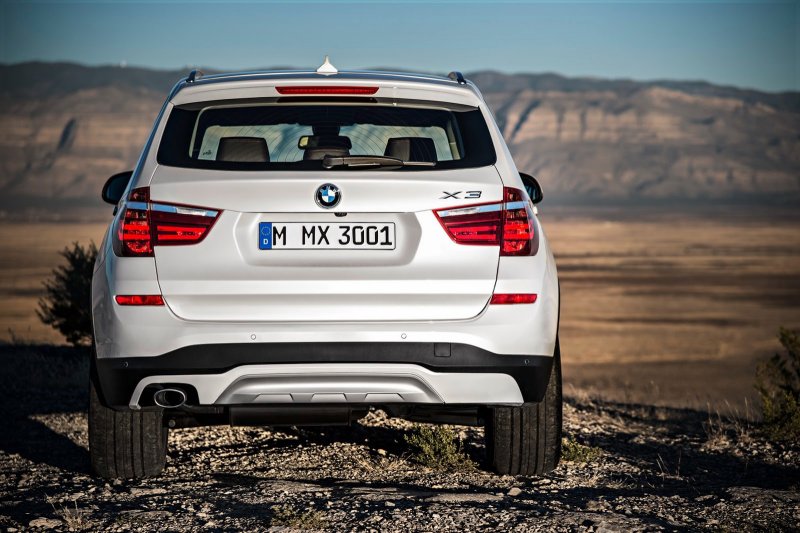 BMW X3 обновился на 2015-й модельный год