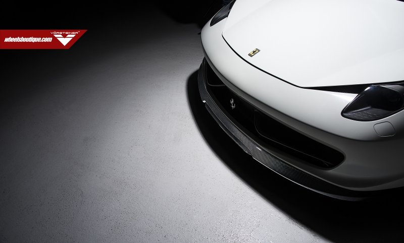 Привлекательный Ferrari 458 Italia от ателье Vorsteiner