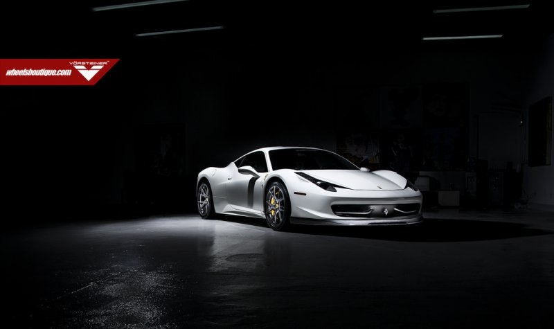 Привлекательный Ferrari 458 Italia от ателье Vorsteiner