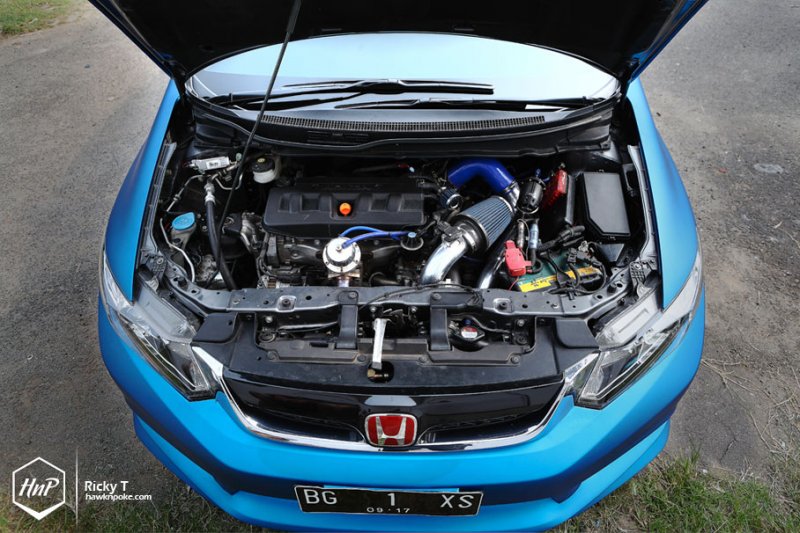 Honda Civic в ярком тюнинге Remaja Motor