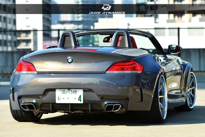 BMW Z4 в широком обвесе Duke Dynamics