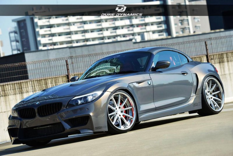 BMW Z4 в широком обвесе Duke Dynamics