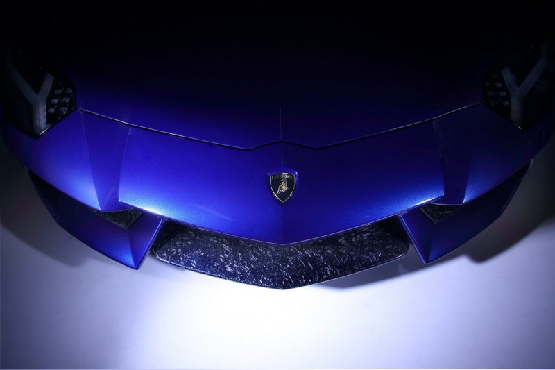 Lamborghini покажет обновленный Aventador Ad Personam