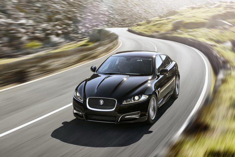 В Женеве покажут Jaguar XF R-Sport