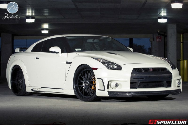 Nissan GT-R получил обвес Wald International и диски Modulare 