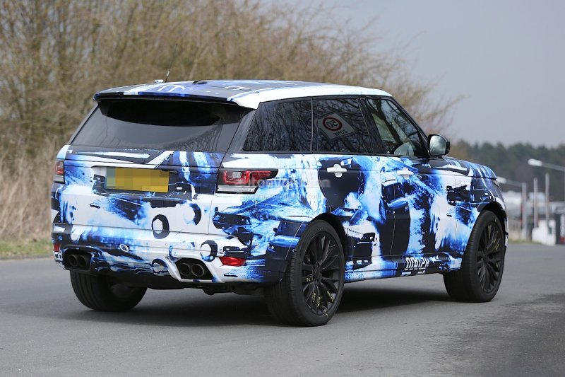 Land Rover тестирует Range Rover Sport RS