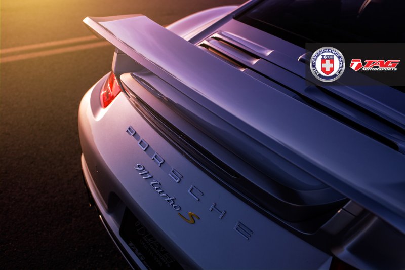 Porsche 911 Turbo S (991) от TAG Motorsports