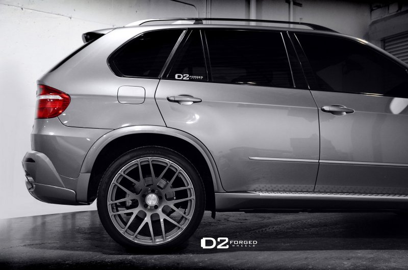 BMW X5 (E70) в исполнении компании D2Forged