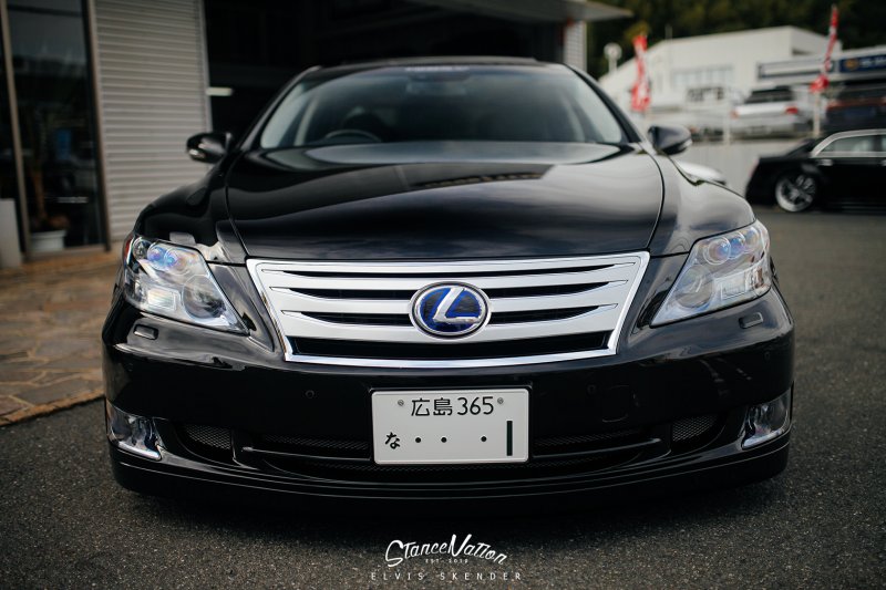 Lexus LS460L в тюнинге Aimgain