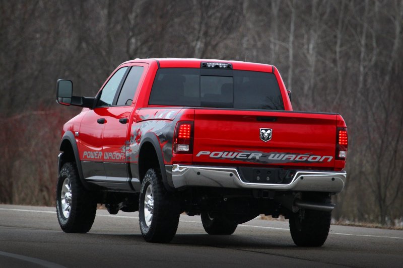 Chrysler оснастил Ram Power Wagon 6,4-литровым двигателем Hemi V8