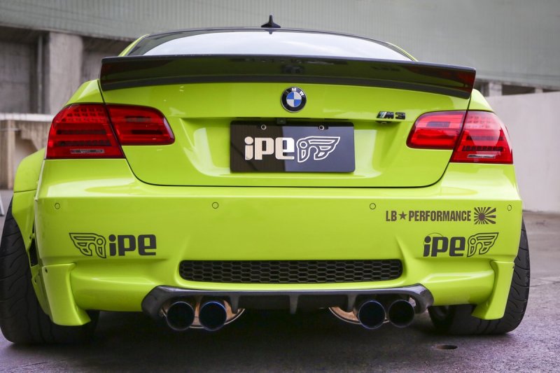 BMW M3 Coupe (E92) от Liberty Walk и iPE Innotech