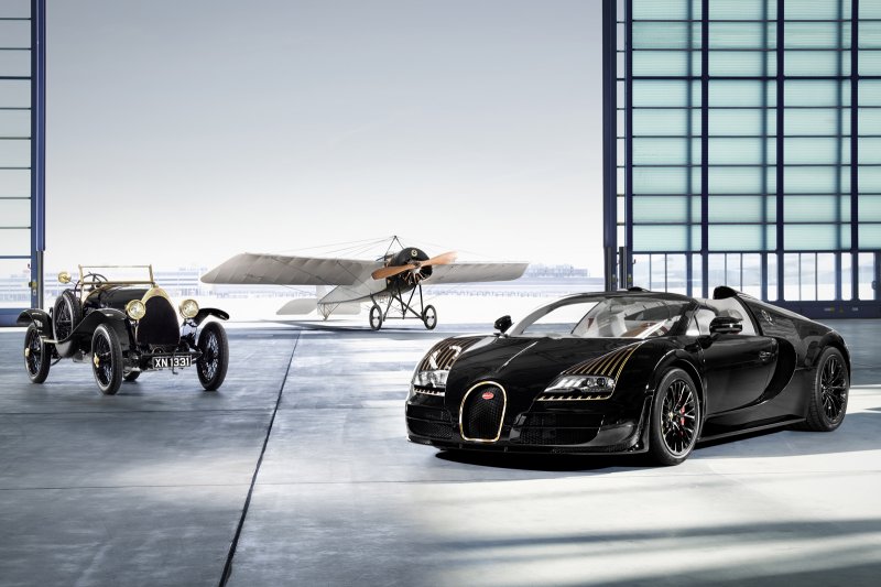 Bugatti представил Veyron Grand Sport Vitesse Black Bess