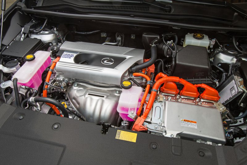 Lexus рассекретил компактный кроссовер NX