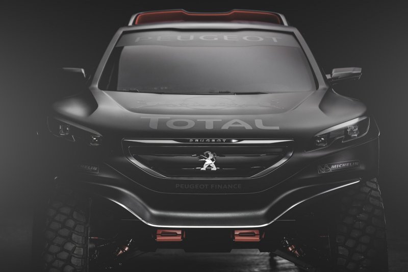 Peugeot построил моноприводный раллийный болид 2008 DKR