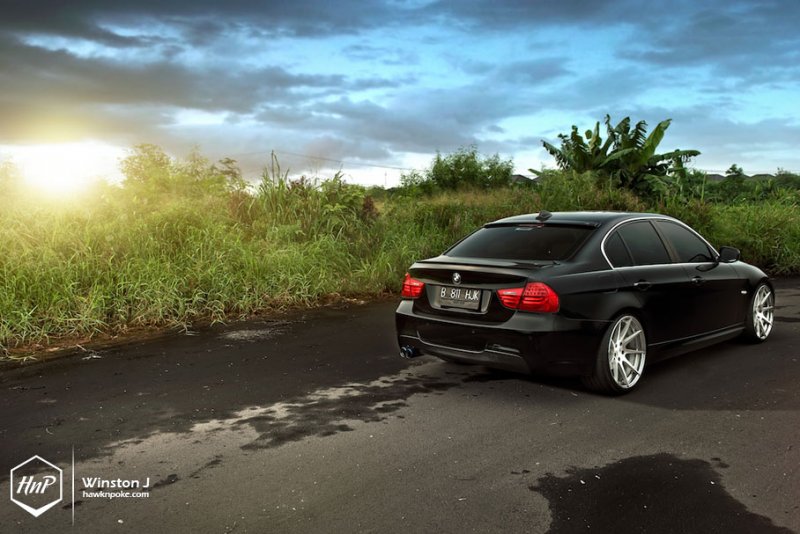 BMW 3-Series (E90) в эксклюзивном индонезийском тюнинге 