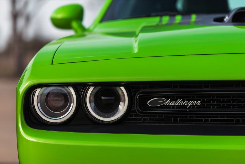 Dodge представил рестайлинговый Challenger