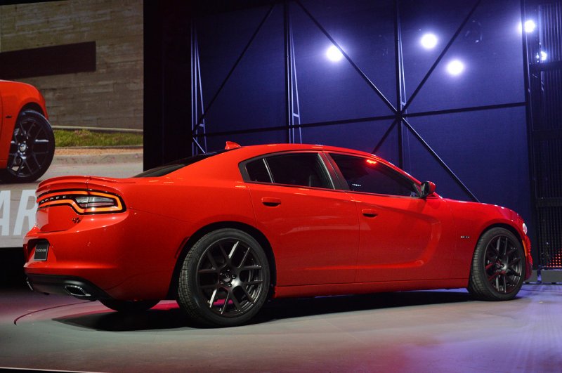 Нью-Йорк 2014: Dodge показал Charger 2015