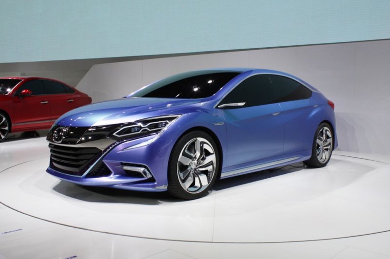 Пекин 2014: Honda представила Concept B Hybrid