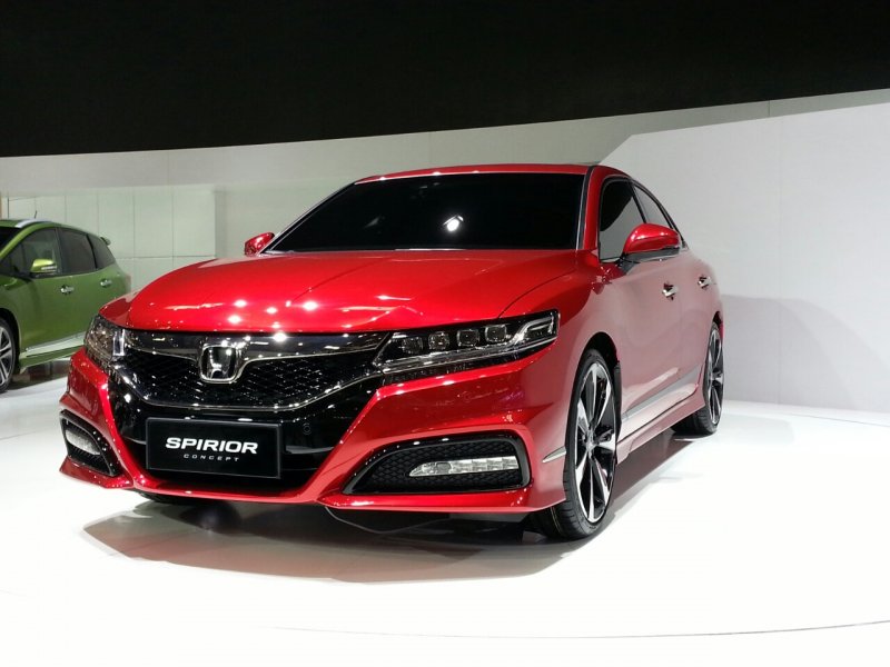 Пекин 2014: Honda показала прототип нового седана Spirior 