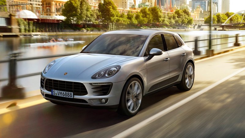 Начальная версия Porsche Macan получила 2,0-литровый турбомотор