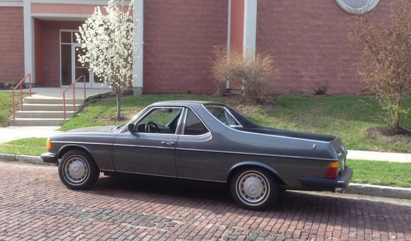 На eBay продается уникальный пикап Mercedes-Benz 300TD 1979 года 