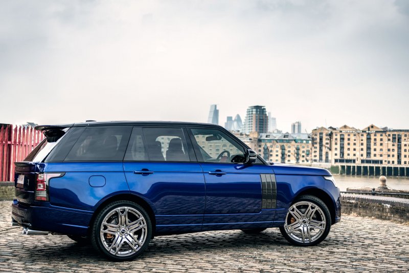 A. Kahn Design представил Range Rover 600-LE Luxury Edition