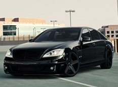 Mercedes-Benz S550 (W221) в обвесе Brabus от Eurocar