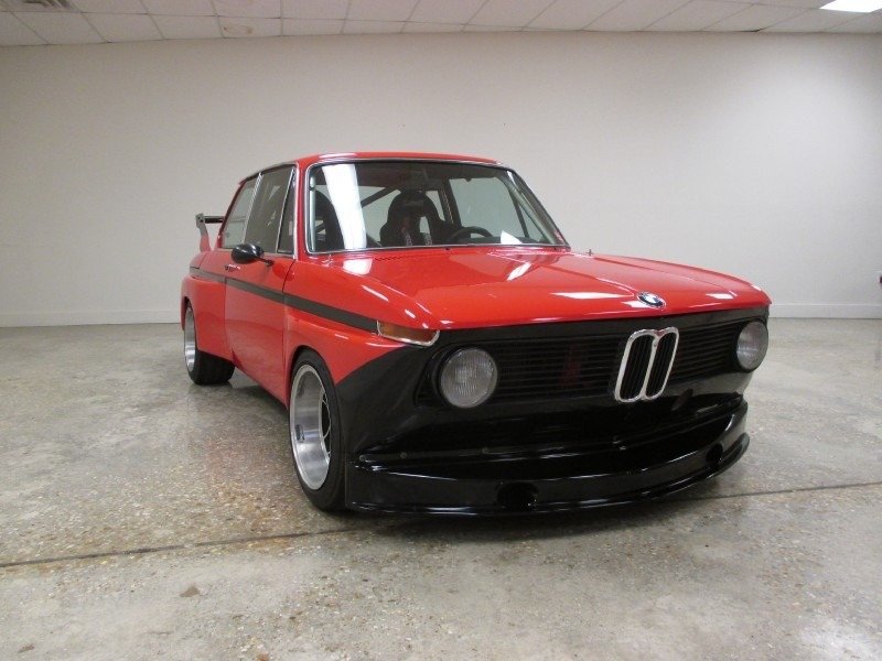 На eBay продается трековый BMW 2002 с двигателем от M3 (E30)