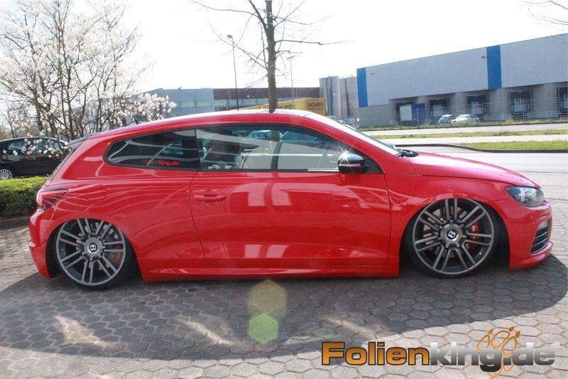 VW Scirocco на 20-дюймовых дисках Bentley от Folienking