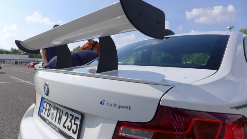 Tuningwerk переоборудовал BMW M235i для езды по треку