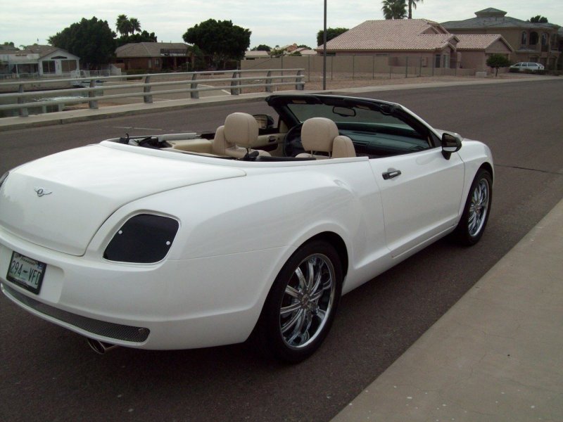 Chrysler Sebring стилизовали под Bentley Continental GTC