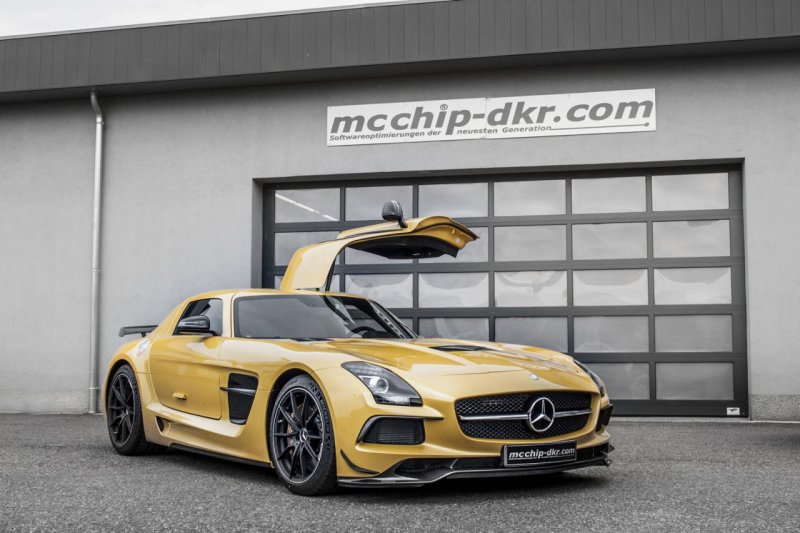 Mcchip-dkr добавил лошадей Mercedes-Benz SLS AMG Black Series 