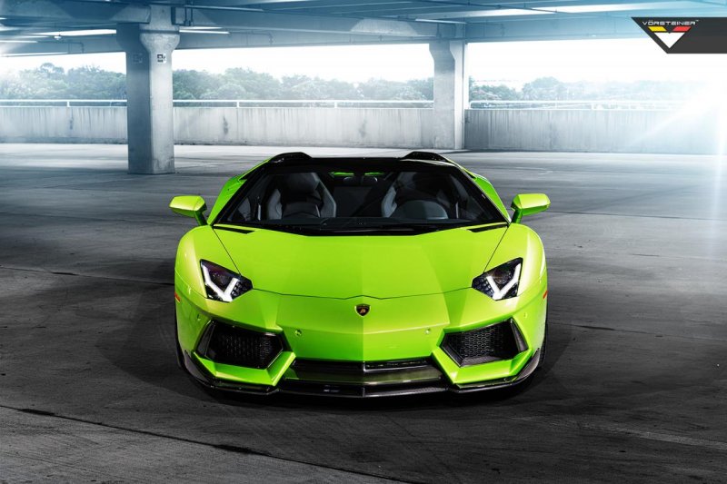 Lamborghini Aventador-V Roadster The Hulk от Vorsteiner