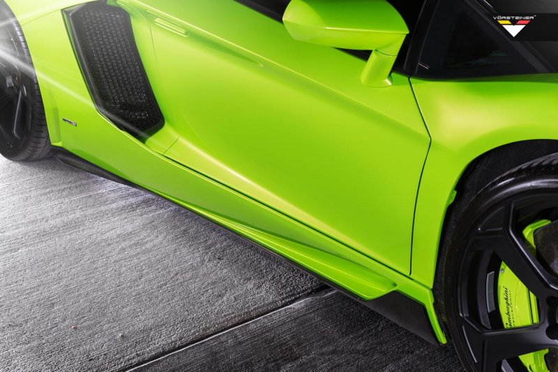 Lamborghini Aventador-V Roadster The Hulk от Vorsteiner