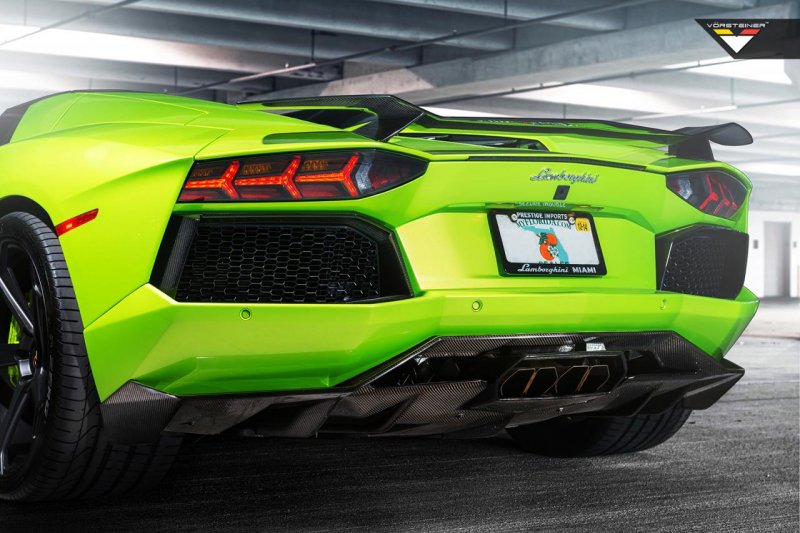 Lamborghini Aventador-V Roadster The Hulk от Vorsteiner