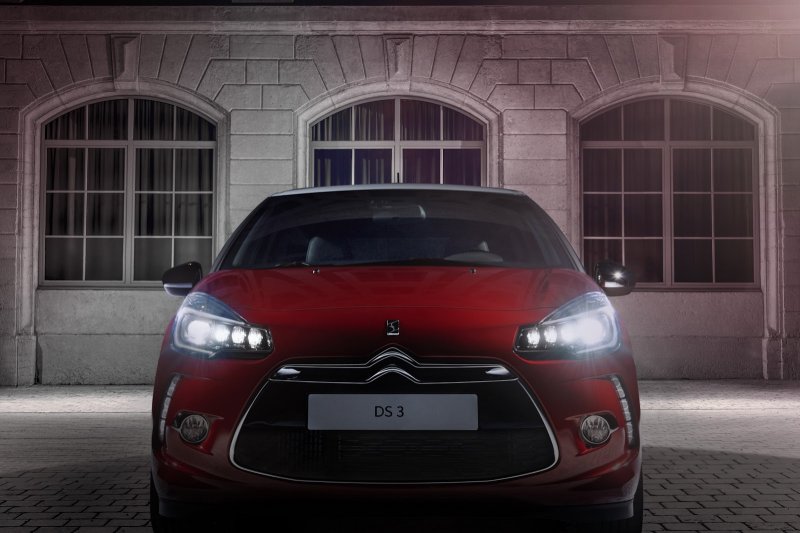 Citroen представил DS3 2015-го модельного года