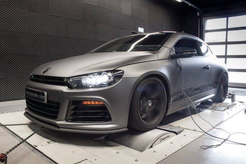 Mcchip-dkr добавил мощности Volkswagen Scirocco R 