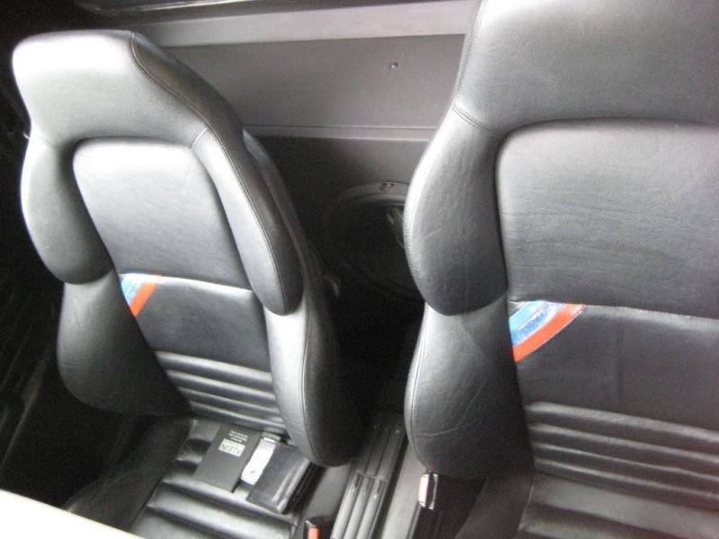 На базе BMW 3-Series Coupe (E30) построили 8-цилиндровый пикап