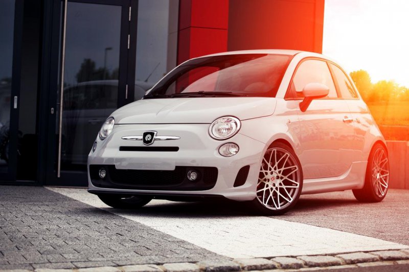 Ателье Pogea Racing доработало Fiat 500 Abarth 