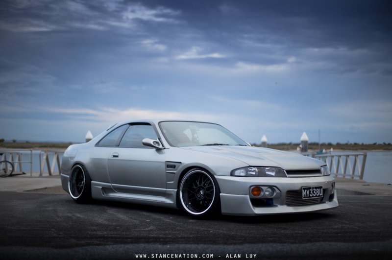 Nissan Skyline GTS-T R33 в эксклюзивном тюнинге из Австралии