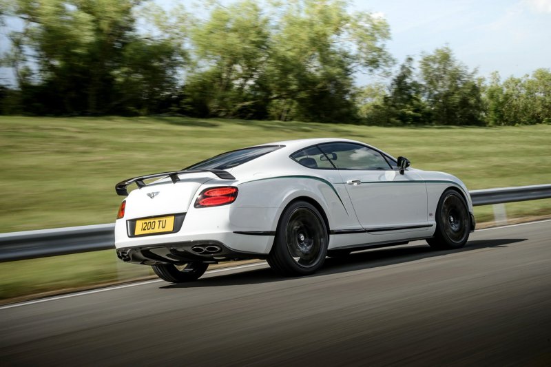 Bentley рассекретил трековый спорткар Continental GT3-R