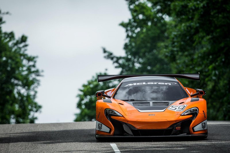 McLaren представил гоночный болид 650S GT3