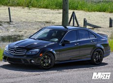 Mercedes-Benz C63 AMG в доработке Mode Carbon