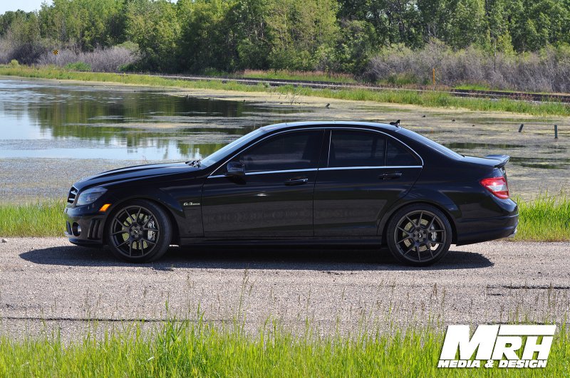 Mercedes-Benz C63 AMG в доработке Mode Carbon